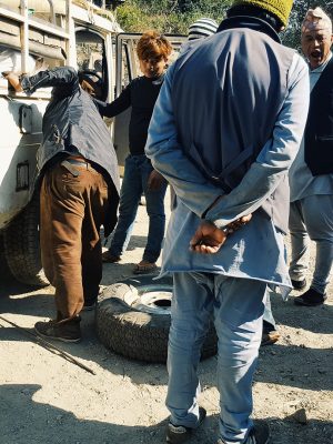 Flat tire in the middle of nowhere - Nepal